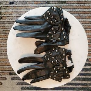 Aldo leather studded fashion gloves
